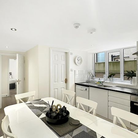 בלקפול Granada Apartments Queen'S Promenade מראה חיצוני תמונה