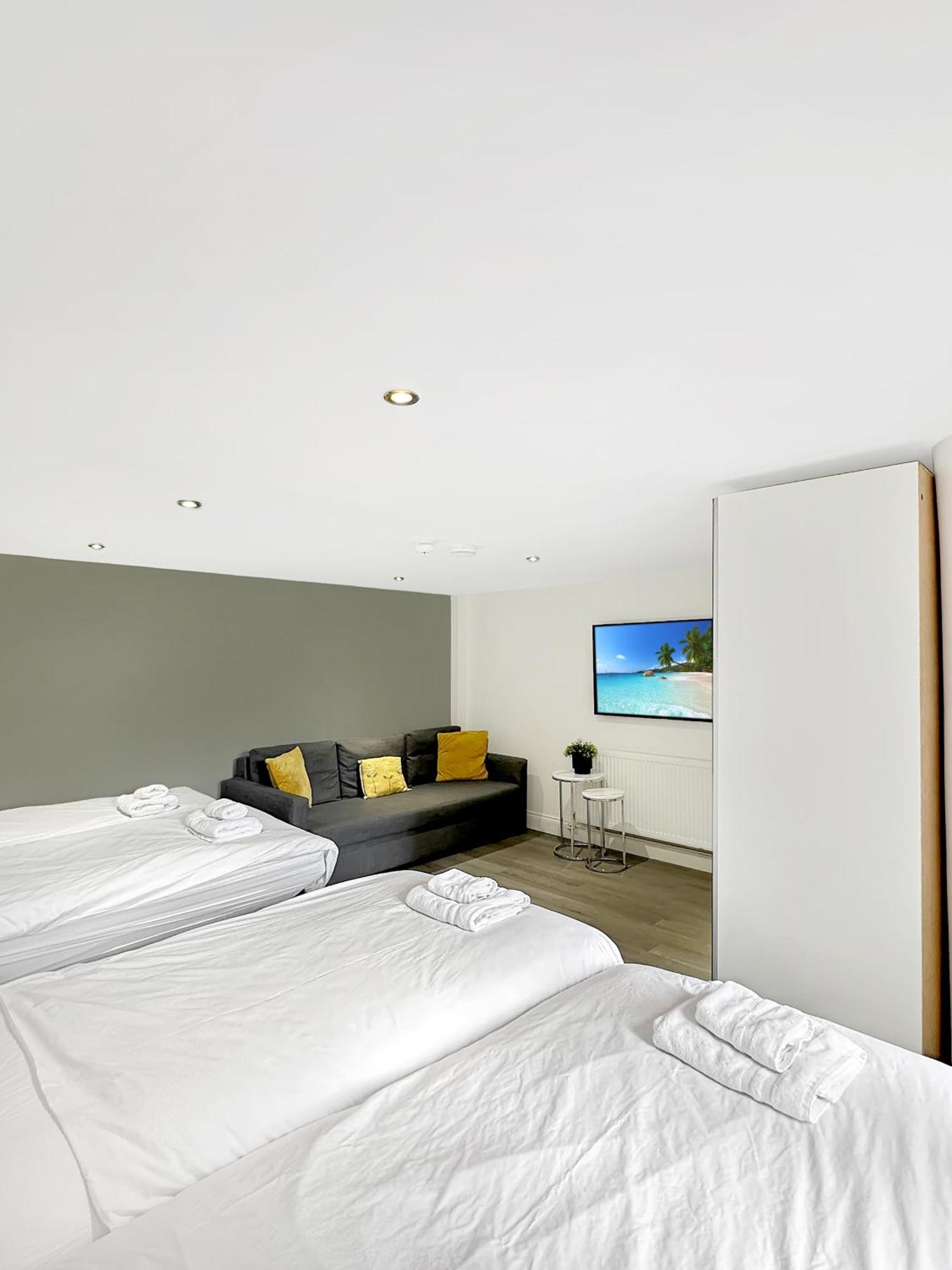 בלקפול Granada Apartments Queen'S Promenade מראה חיצוני תמונה