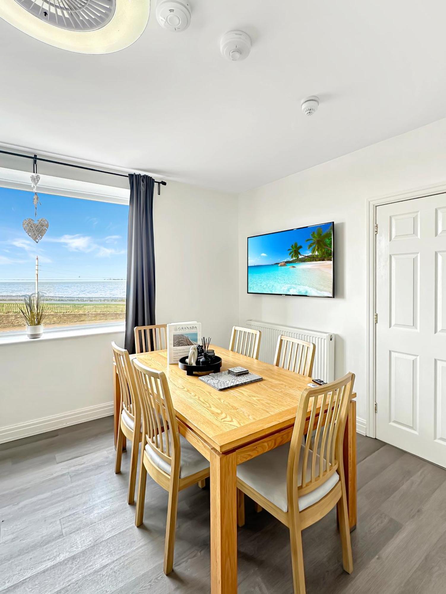 בלקפול Granada Apartments Queen'S Promenade מראה חיצוני תמונה