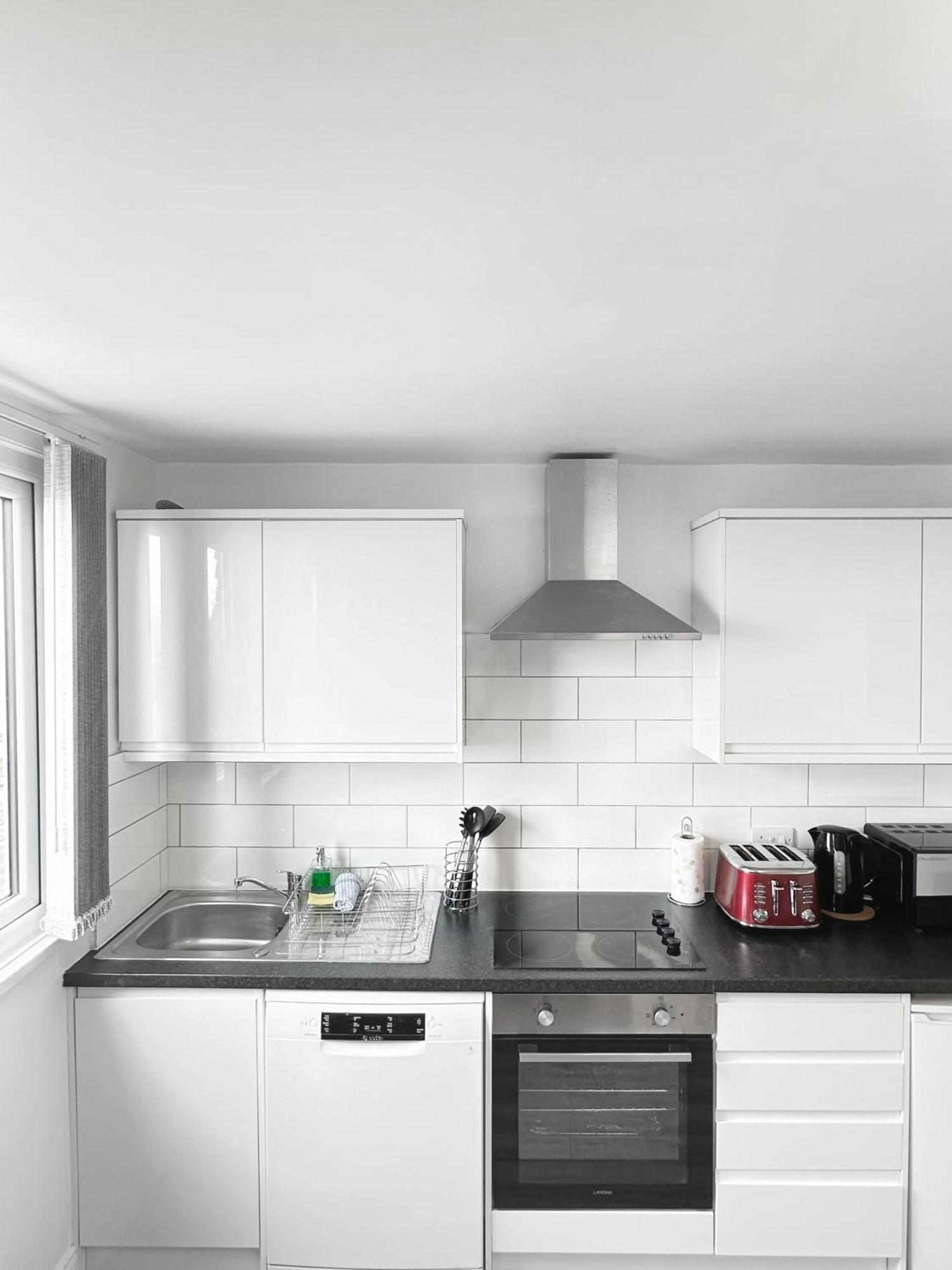 בלקפול Granada Apartments Queen'S Promenade מראה חיצוני תמונה